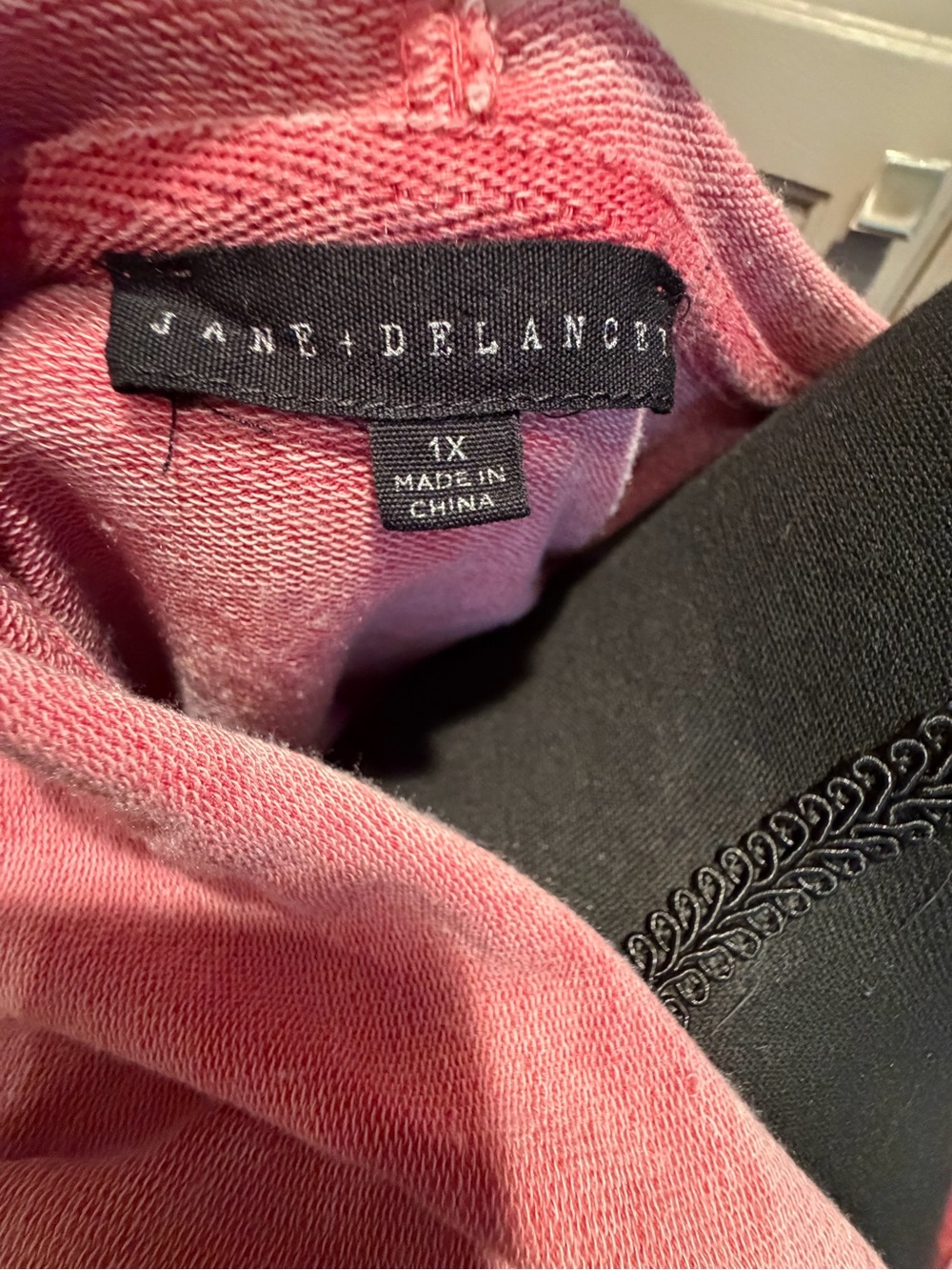 Jane + Delancy mineral wash hoodie. - Picture 6 of 7